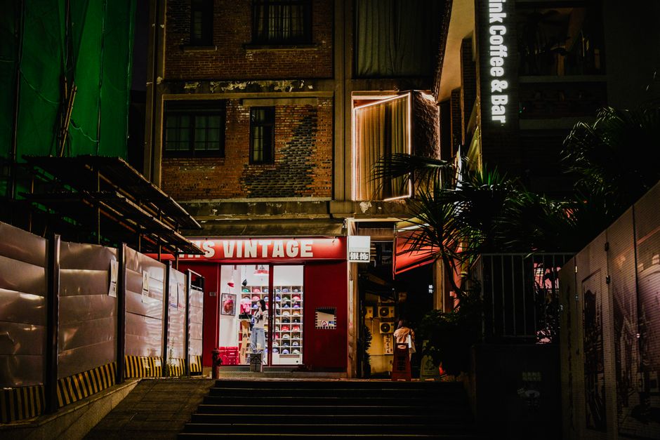 Landing page checklist for bars and nightlife companies in Singapore