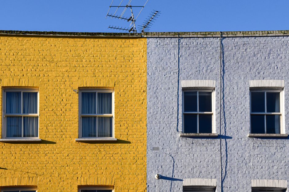 Conversion rates and page signals for UK painting company websites