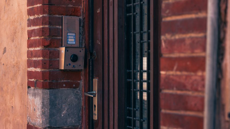 How Australian residential locksmith companies win the 90-second decision online