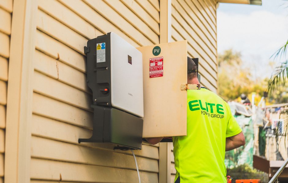 Electrician Lead Generation in the US: Calls, Trust, and Tracking