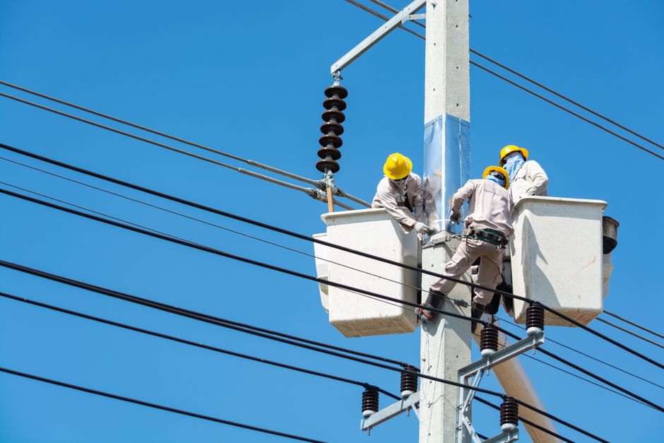 Electrician Lead Generation in the US: Calls, Trust, and Tracking