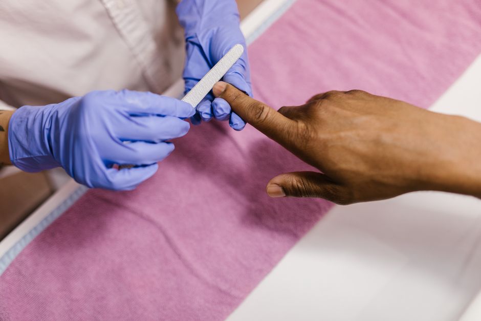 Google Ads cost and quality ranges for Nail Salons in the US