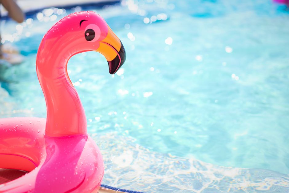 Google Ads budgets and CPC benchmarks for UK swimming pool companies