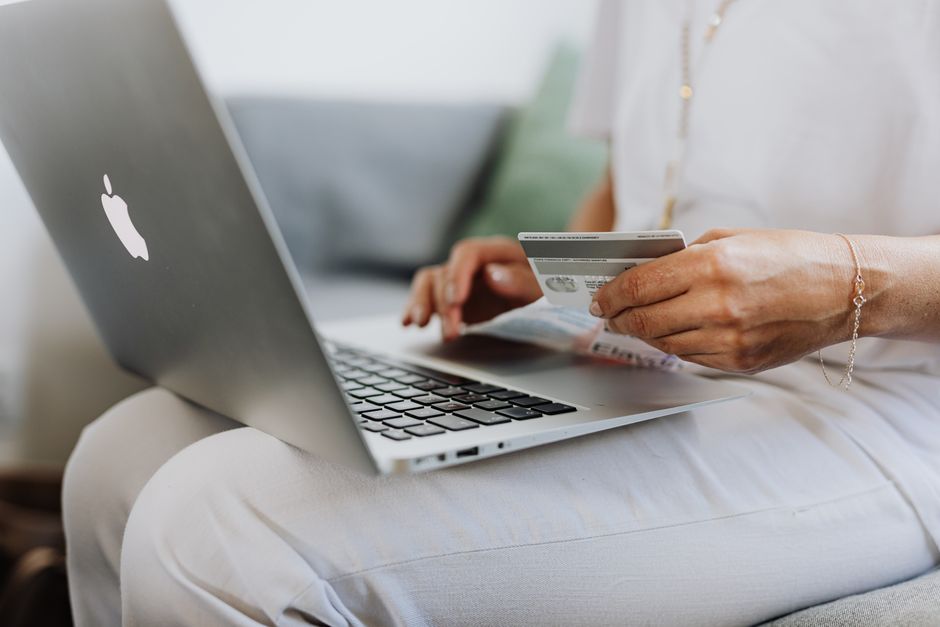 Google Ads for UK Banks and Credit Unions: how to turn search spend into funded accounts