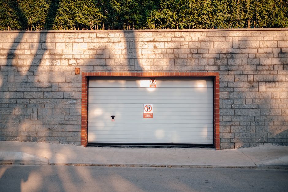How Australian garage door companies turned local search into a full diary