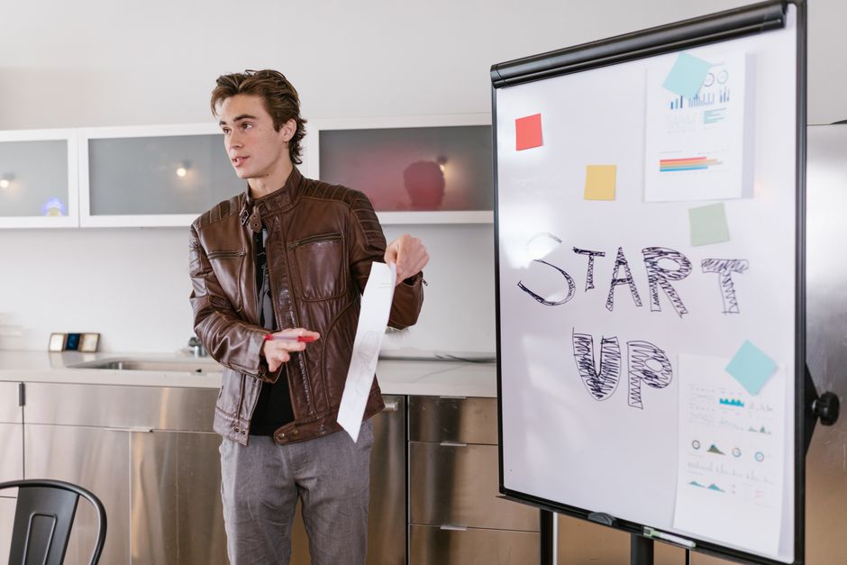 How US laundromats build organic pipeline that books work