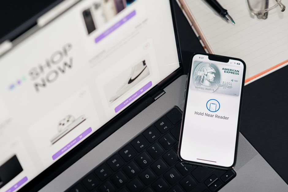 How to remarket on Meta without annoying people who already booked in the UK