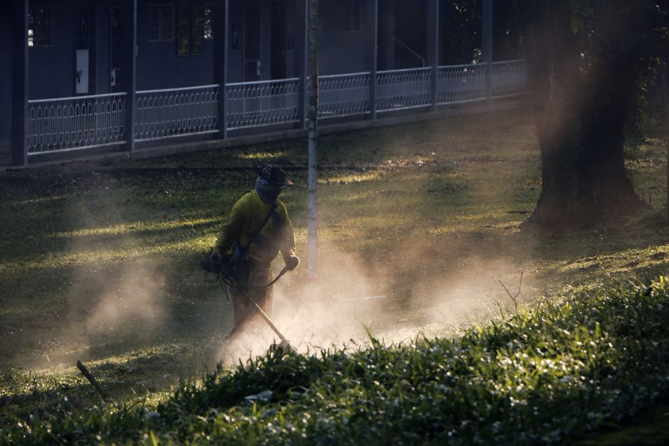 How to track lawn care leads from first click to booked job in Australia