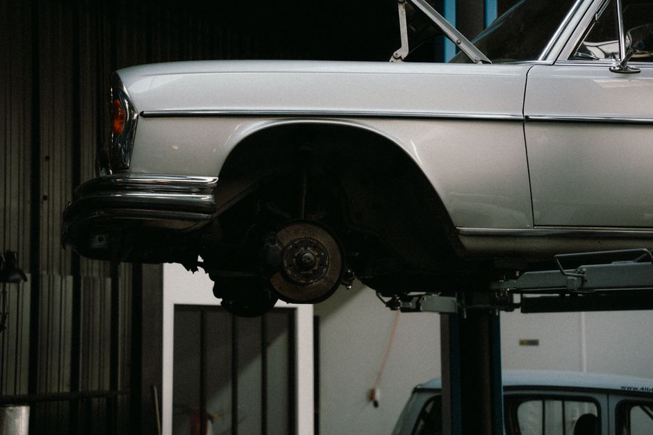 Landing pages that book workshop bays for Australian auto repair shops
