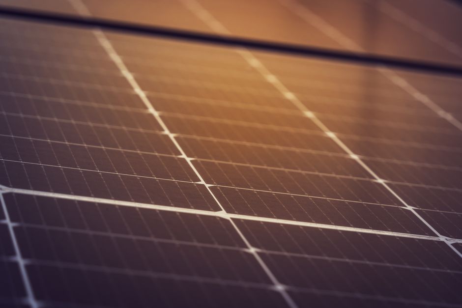Landing pages for solar companies that book surveys