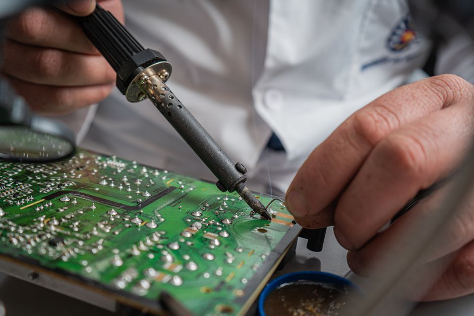 Lead-to-job rates US appliance repair teams should track