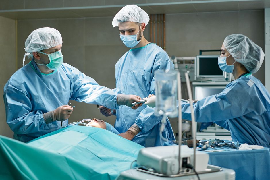 Lead-to-job rates Plastic and Cosmetic Surgery teams should watch in the US