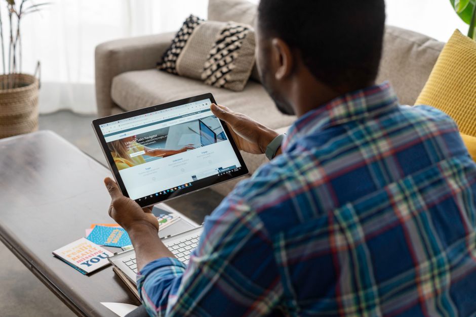 LinkedIn Ads for B2B lead gen that books UK meetings