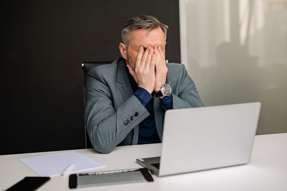 LinkedIn Ads mistakes that buy empty meetings in Singapore