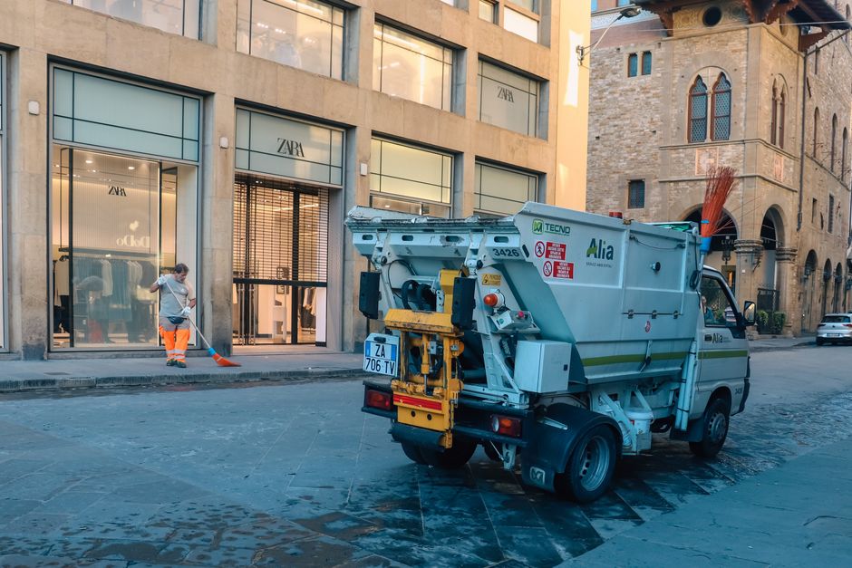 Meta ads for commercial cleaning companies that book contracts