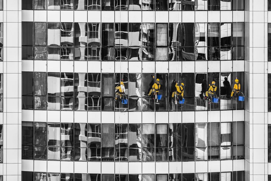 How Singapore commercial cleaners can use Meta ads to win FM contracts