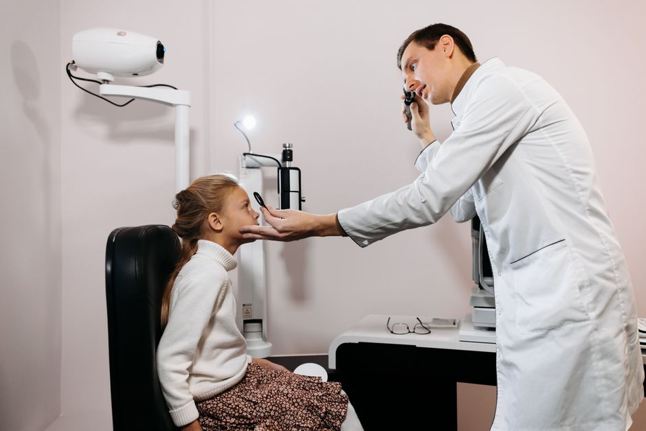 Optometry lead tracking checklist for US marketing teams