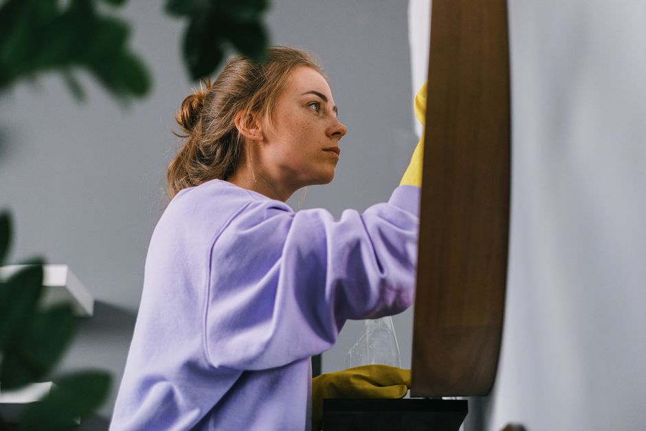 Google Ads for commercial cleaning companies: a playbook to book more buildings
