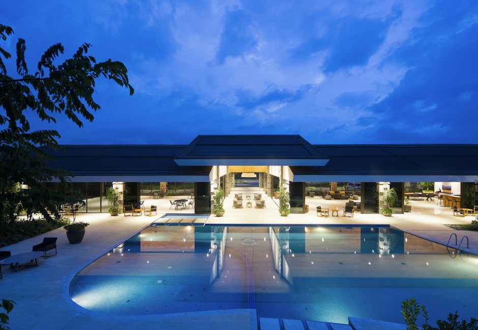 UK Hotel & Resort SEO: How to Win Direct Bookings When OTAs and AI Overviews Own the SERP