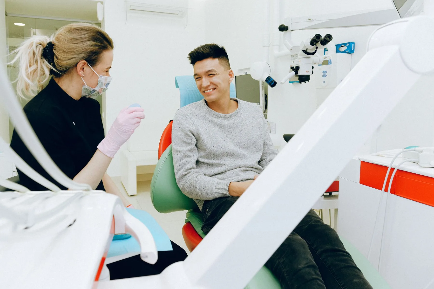 Modern clinic interior for patient visits. Photo by Anna Shvets on Pexels